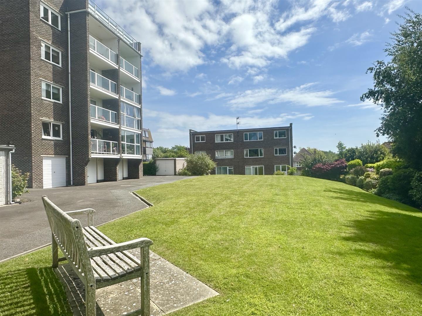 De La Warr Road, Bexhill-On-Sea